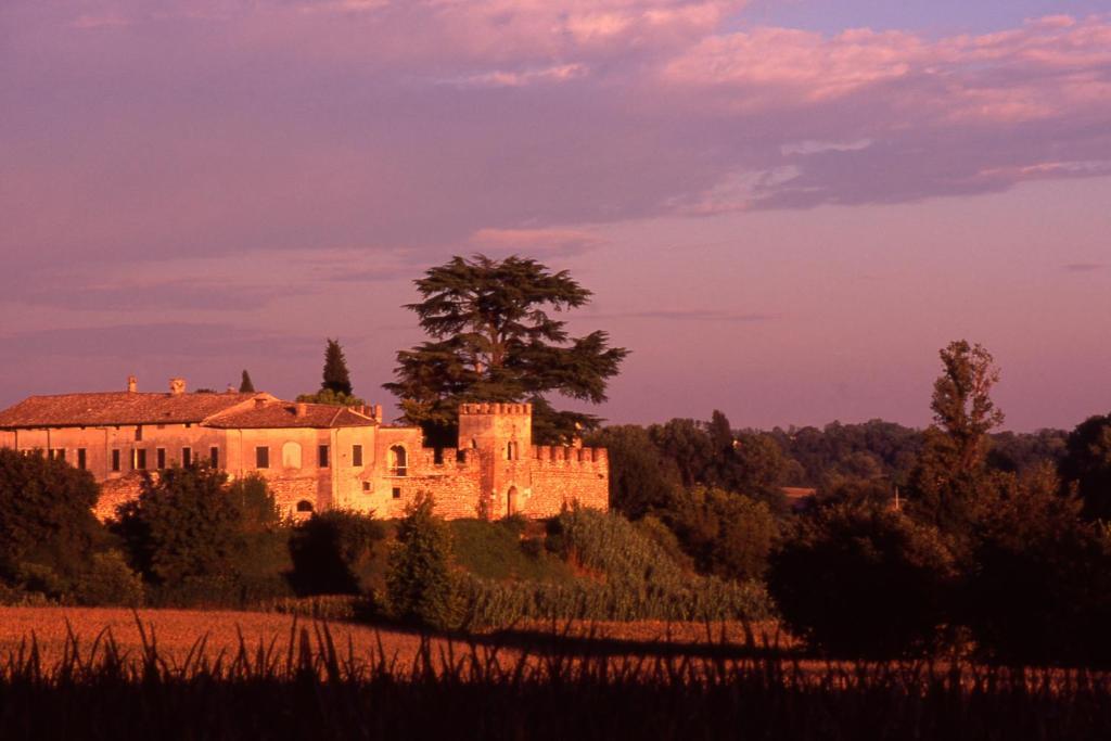 Antica Dimora Dell'Ortolano Apartment Castellaro  Bagian luar foto